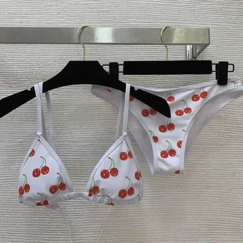 2025 Bikini Split Swimsuit Fashion Suspender Bra Underwear + Briefs Beach Style Slim Resort Style Women's Swimwear