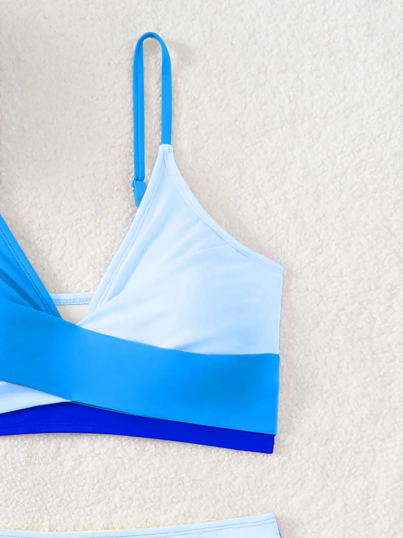 Women's Rose Red Patchwork High-Waist V-Neck Bikini Set - The Genie Store